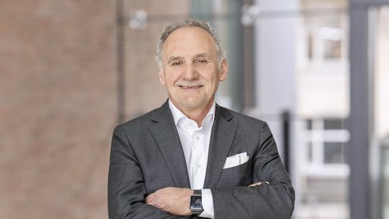 Portrait Luis Gómez