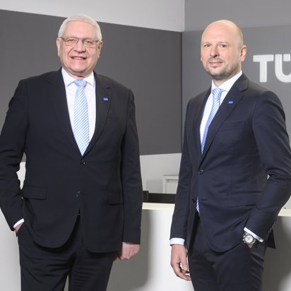 Axel Dreckschmidt und Dr. Roland Bursy Die Geschäftsführung der TÜV NORD Akademie