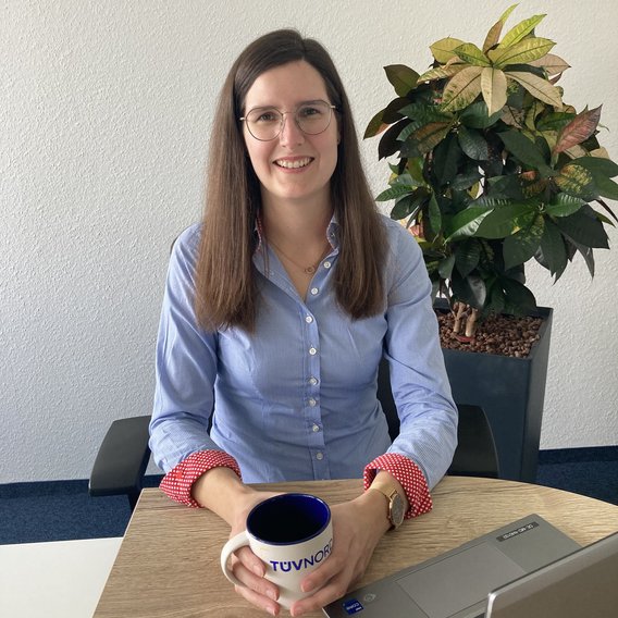 Portrait of our colleague Elisa