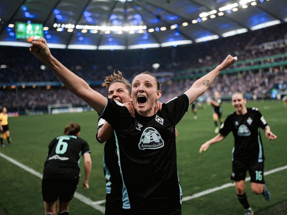 Eine jubelnde Spielerin von SV Werder Bremen