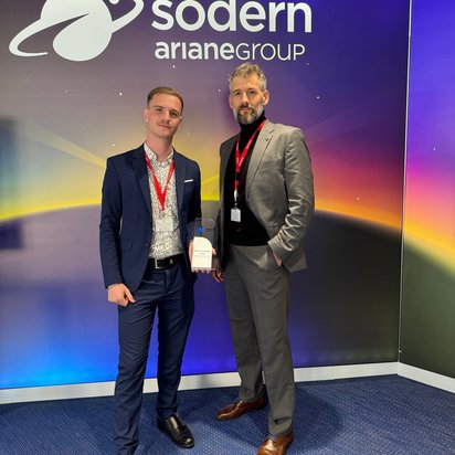 Die Sales Manager von ALTER in Frankreich, Pierre Fontana and Nicolas Tilhac haben den Award entgegengenommen.